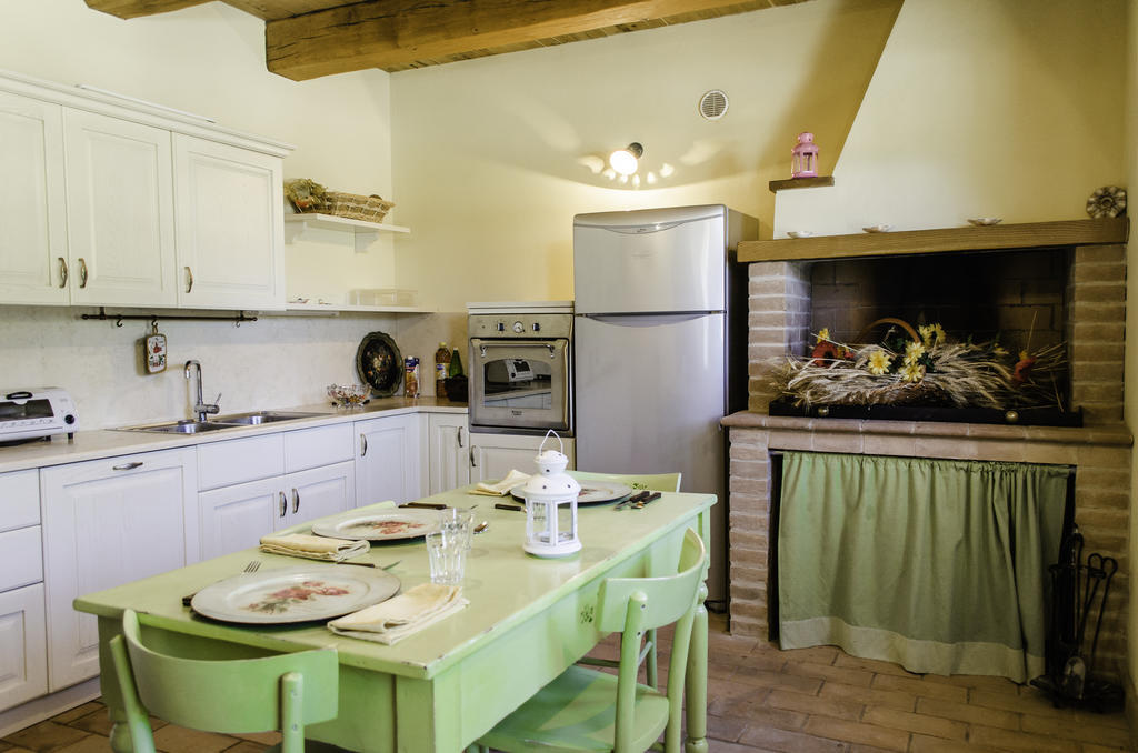 Agriturismo Pompagnano Eksteriør bilde